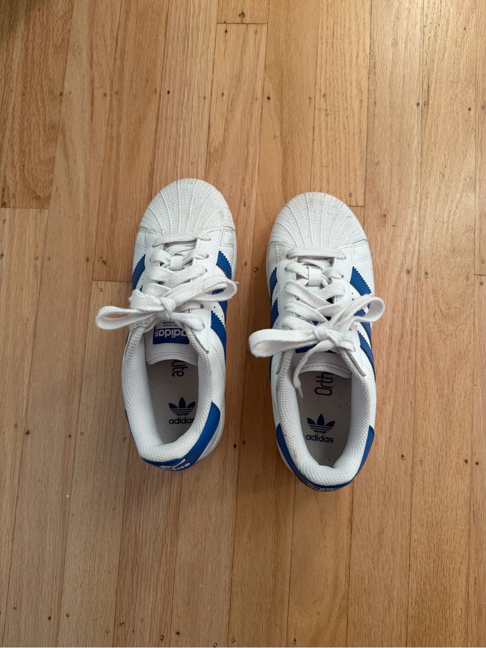 adidas Kids White & Blue Classic Shell-Toe Sneakers